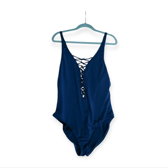 LILLY PULITZER ISLE LATTICE ONE PIECE SWIMSUIT OYSTER BAY NAVY SZ 16 - Picture 3 of 10